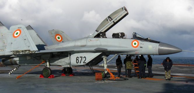 MiG_29_UPG_on_Vikramaditya.jpg