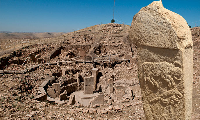 gobekli-tepe-wikimedia-688po.jpg