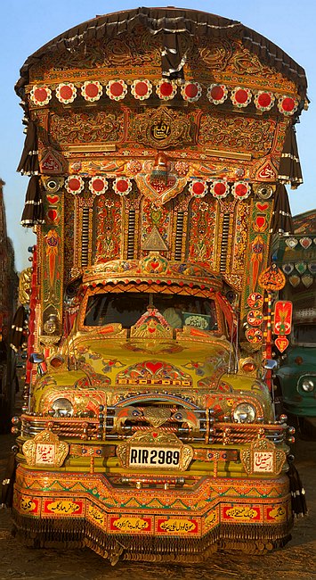 pakistan-truck.jpg