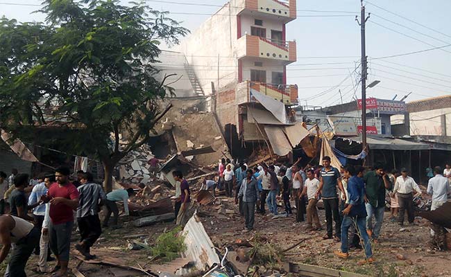 jhabua-explosion_650x400_41442044144.jpg