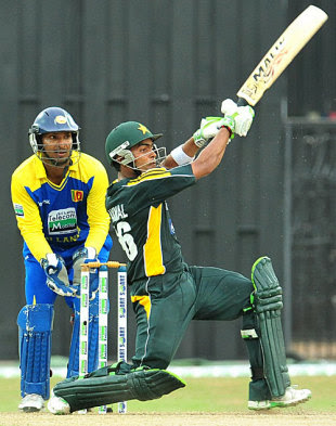 Pak-vs-SL-4th-ODI-Umar-Akmal.jpg
