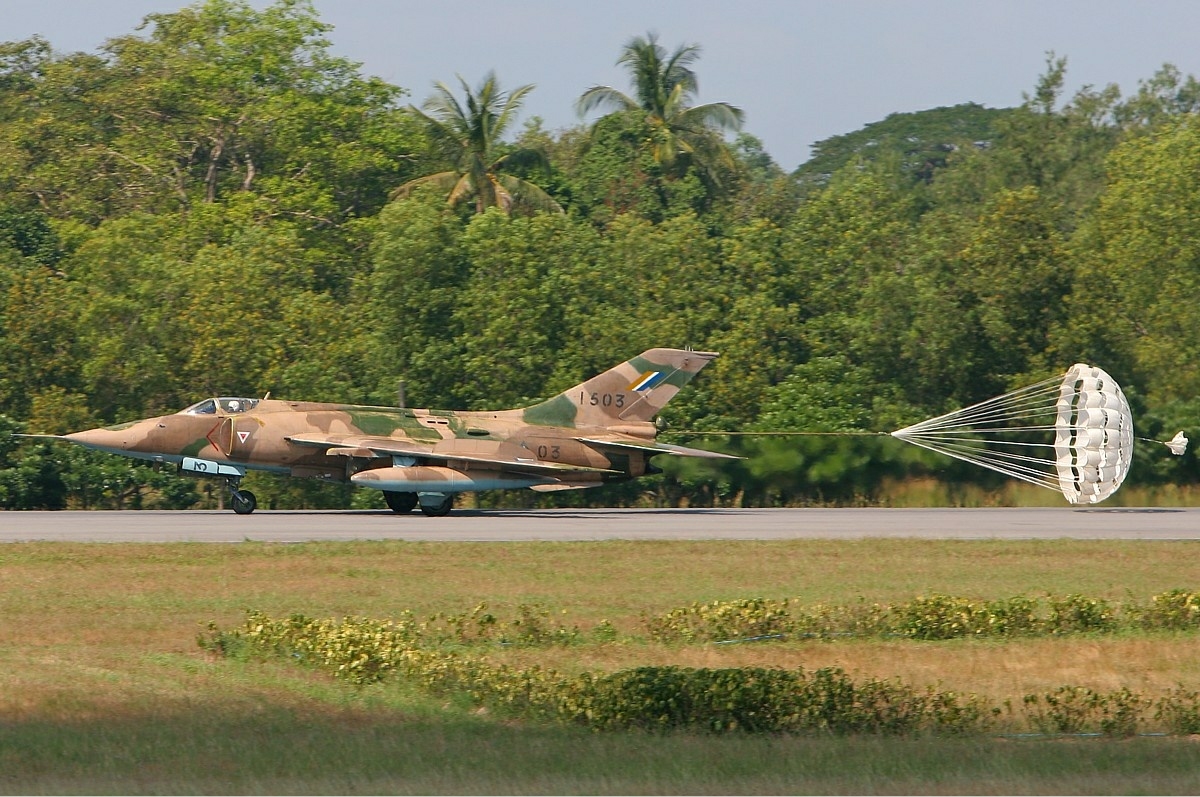 Myanmar_Air_Force_Nanchang_A-5C_Fantan_MRD-2.jpg