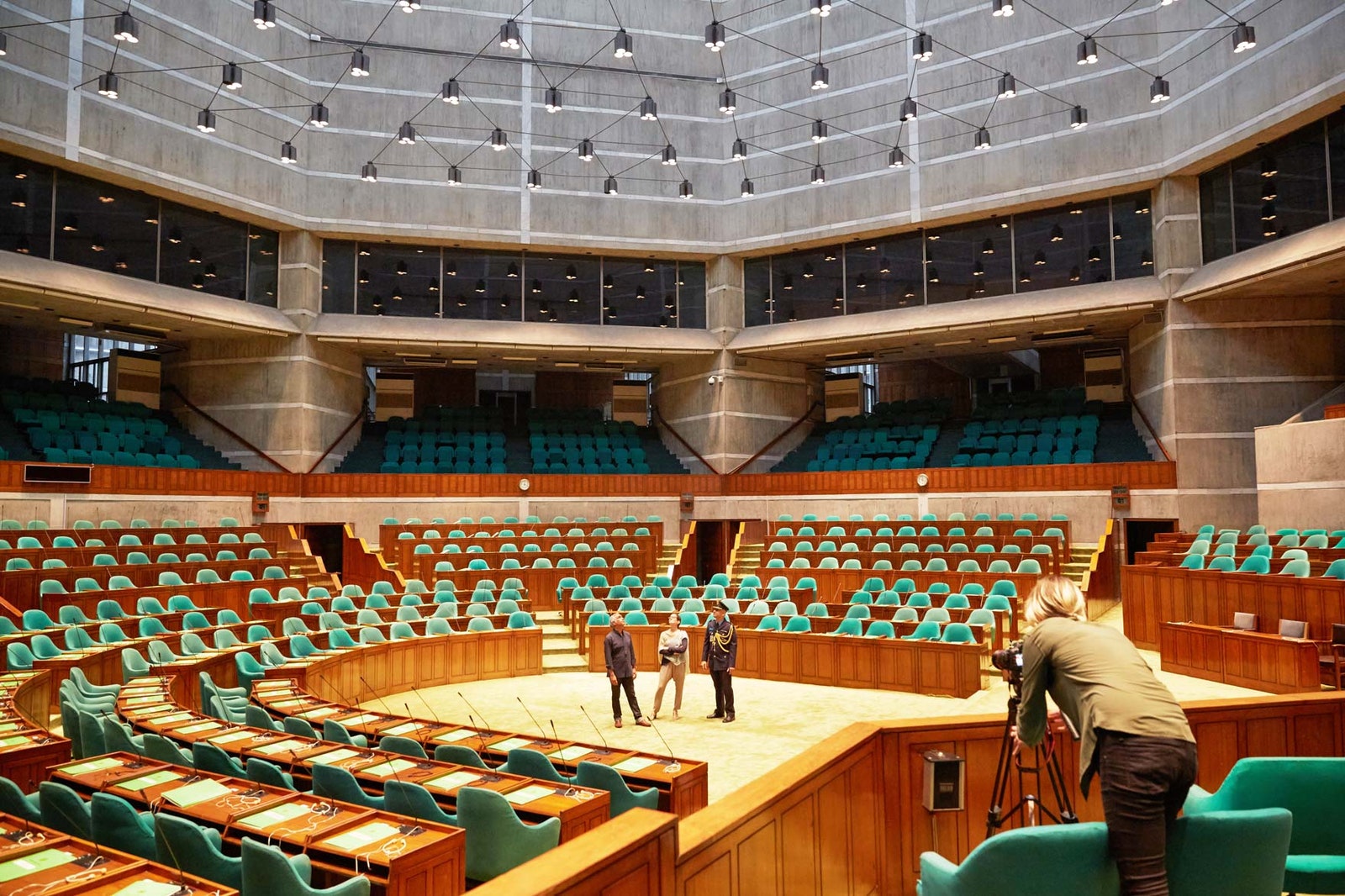 Interior-of-the-National-Parliament-House-Bangaladesh1.jpg