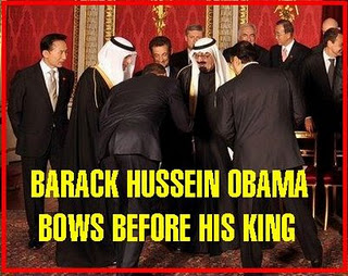 obama-bows-before-his-king.jpg