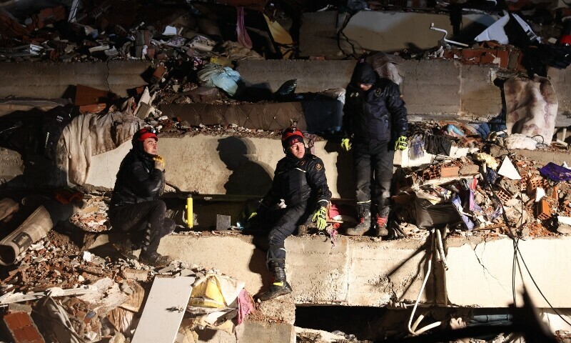 <p>Rescuers search for victims and survivors amidst the rubble of collapsed buildings in Kahramanmaras, Turkiye, after a 7.8-magnitude earthquake struck the country’s southeast on February 7, 2023. — AFP</p>