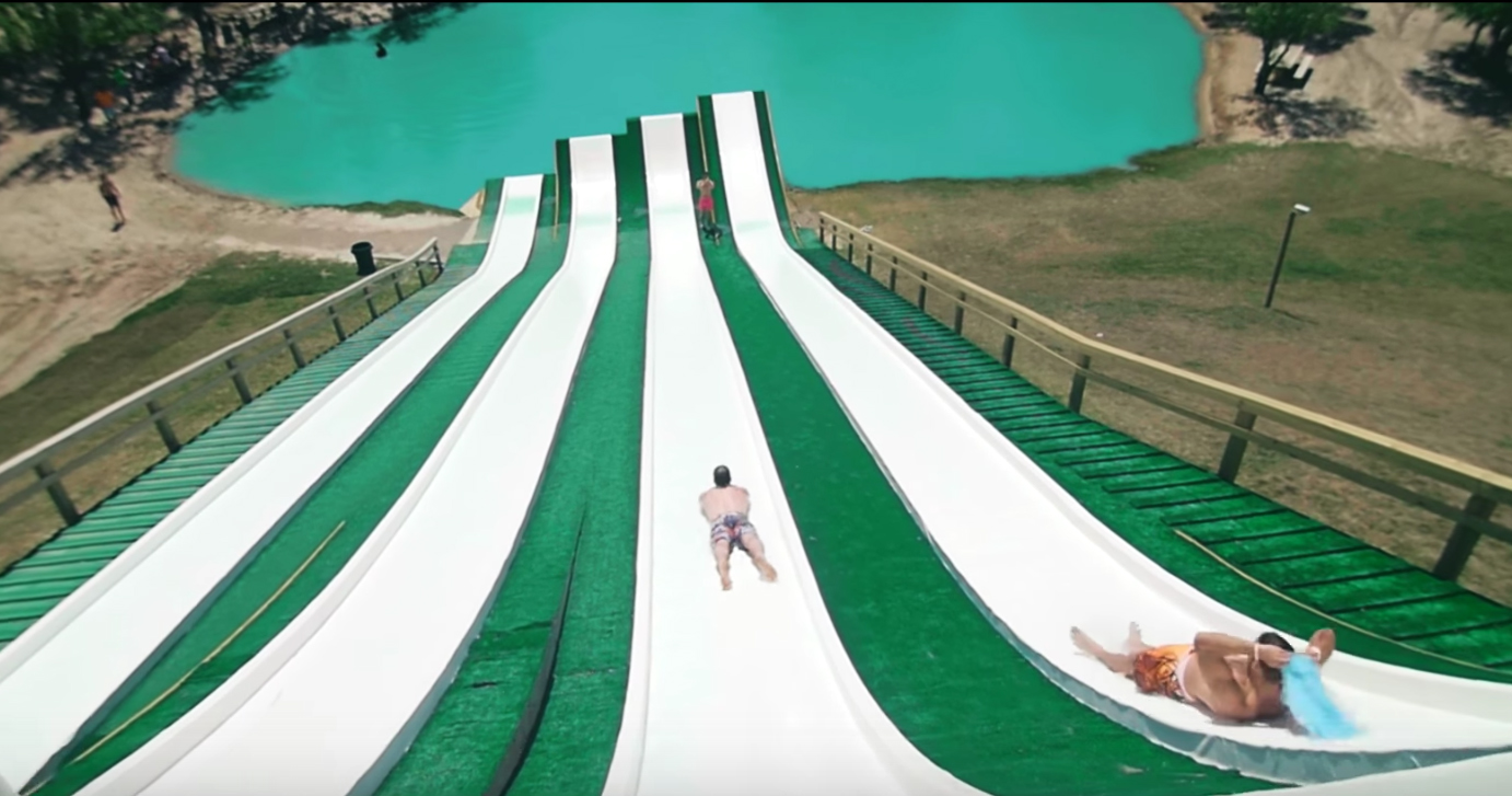 royal-flush-waterslide.jpg