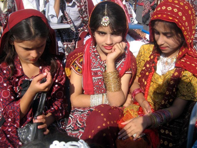 sindhi-culture-day-PPI-640x480.jpg