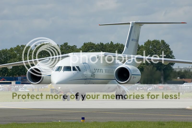 800px-Antonov-148.jpg