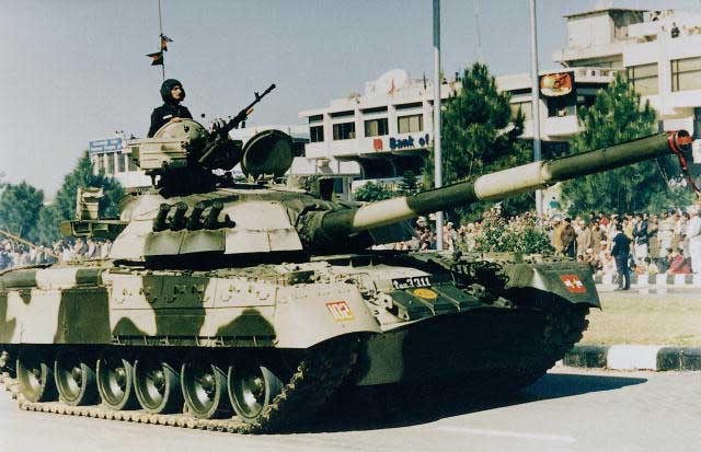 mbt.pakistan.T-80UD.1.jpg