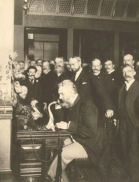 Alexander_Graham_Telephone_in_Newyork.jpg