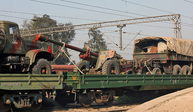 37-Army-trucks.jpg