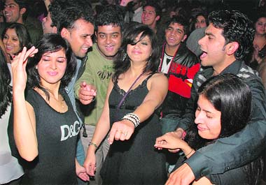 discotheques-in-chandigarh.jpg