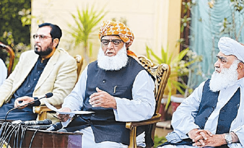 <p>ISLAMABAD: PDM President Maulana Fazlur Rehman addresses a press conference, on Sunday. —APP</p>