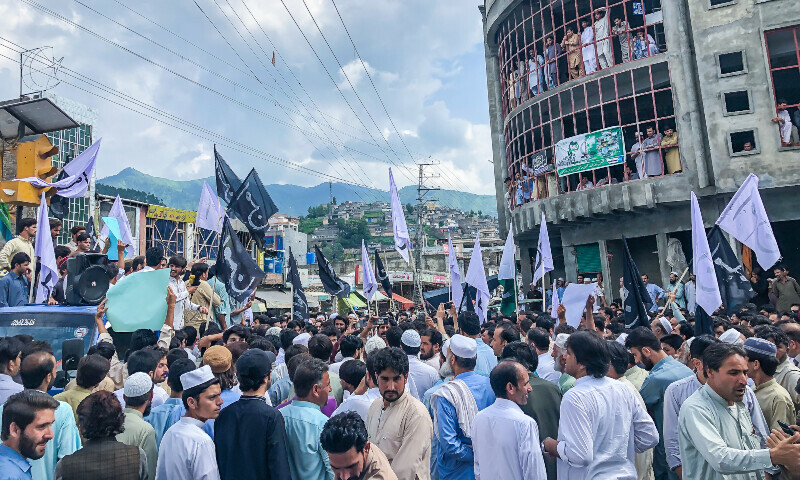 <p>The people of Swat took to the streets on Friday against the appearance of militants. — Photo by author</p>