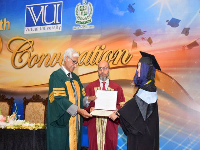 vu-convocation-1555899517-4575.jpg