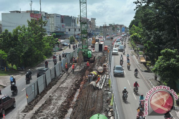 20160229antarafoto-proyek-lrt-palembang-290216-fs-3.jpg