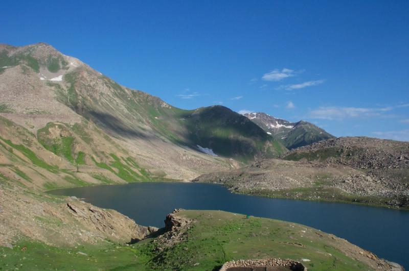 lake_lulusar_02.jpg