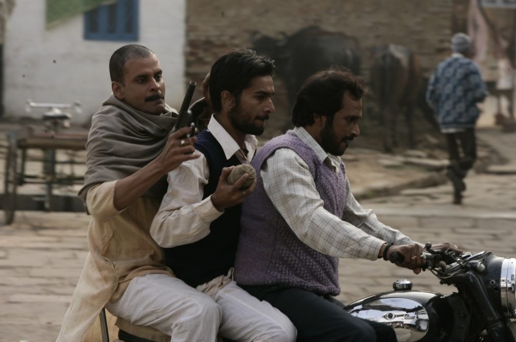 Sardar-Khan-Bike-Scene-Gangs-Of-Wasseypur-Memes.jpg
