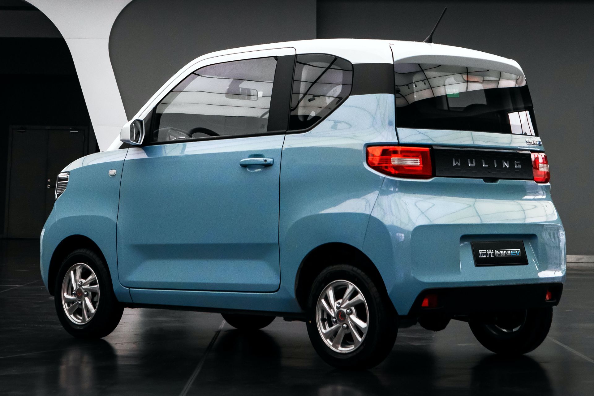 Wuling-EV-3.jpg