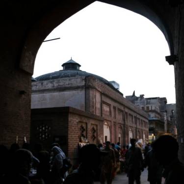 160912083604_royal_bath_lahore_549x549_kumailhasan_nocredit.jpg