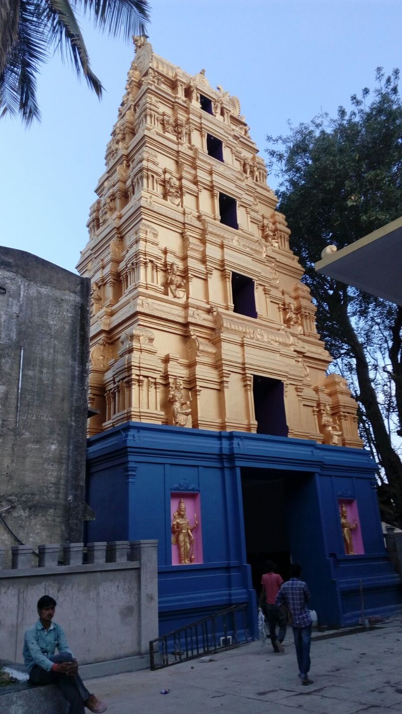 800px-Hasanamba_temple_front.jpg