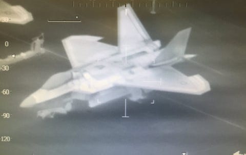 f-22-raptor-thermal-image.jpg