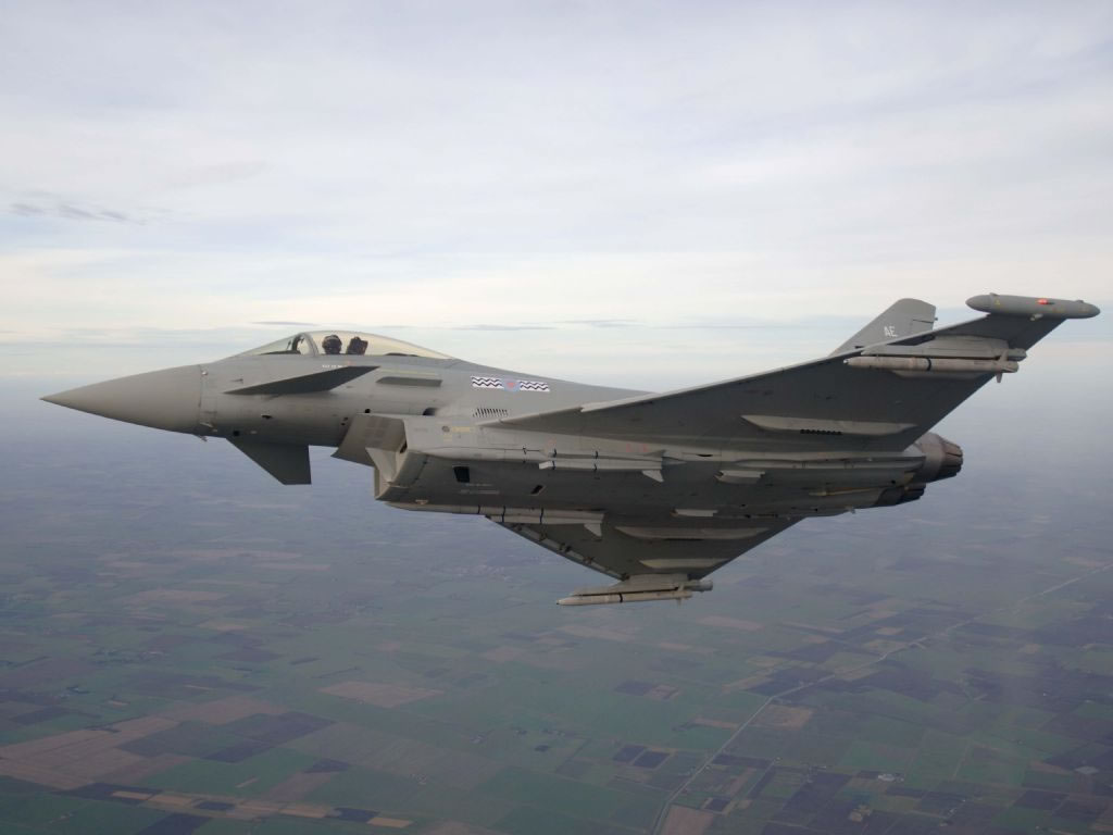 AIR_Eurofighter_RAF_CAP_ASRAAM_Meteor_lg.jpg