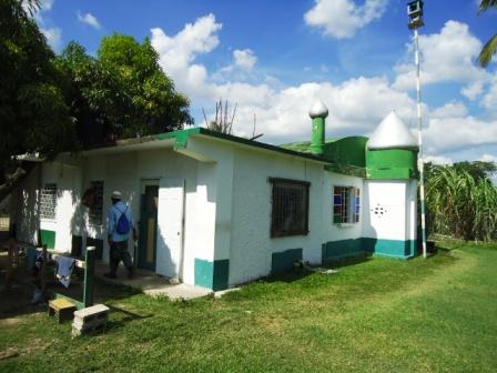 Spanish-Town-Mosque.jpg