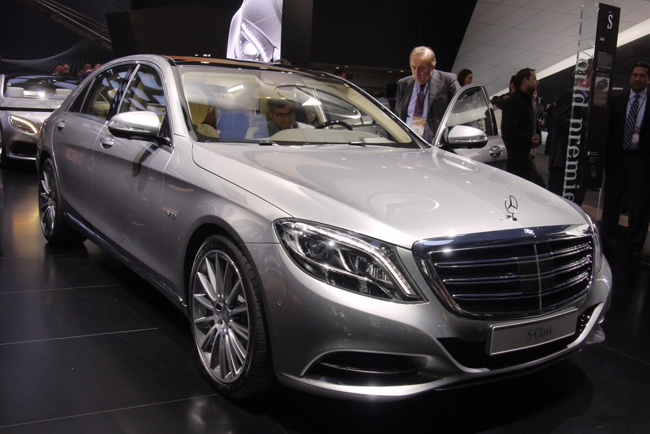 2015-mercedes-s600-v12-1.jpg