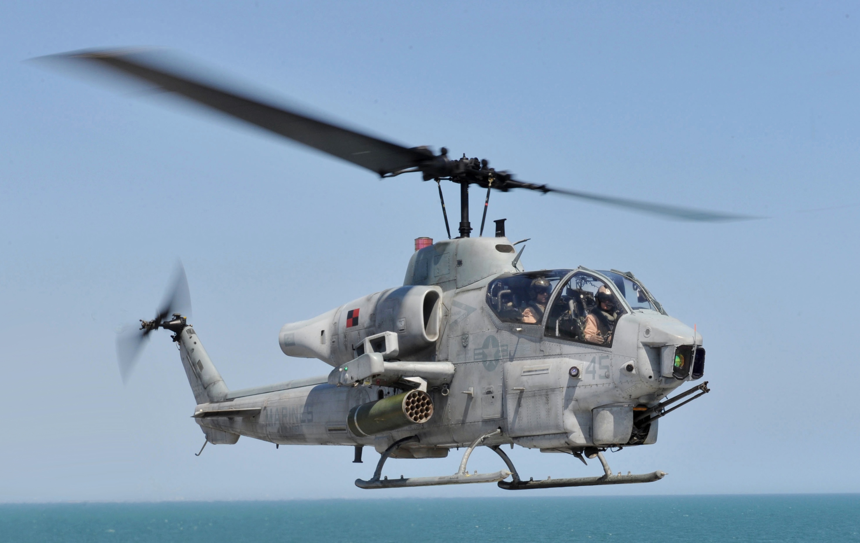 AH-1W_Super_Cobra_assigned_to_HMLA_167.jpg