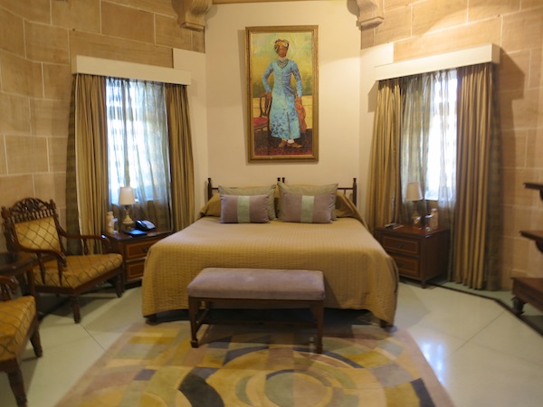 umaid-bawan-palace-rooms-06.jpg