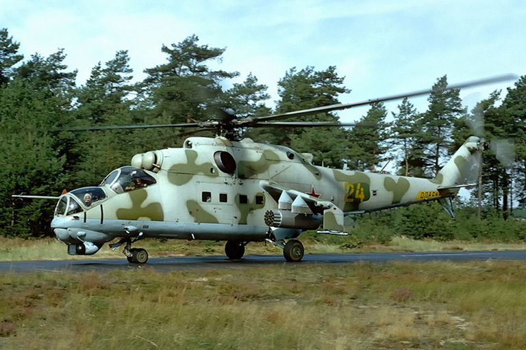 Mil-Mi-24V-Hind-E-Rus-Army-JOW-1S.jpg