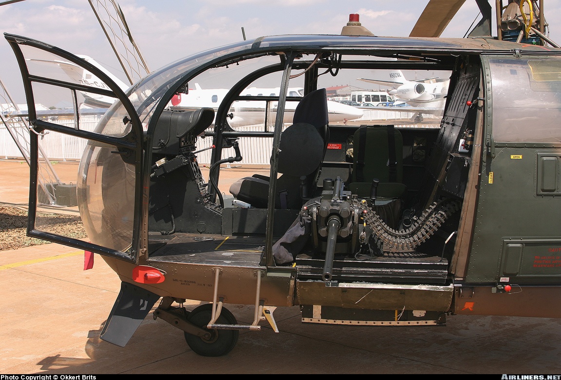 alouette-iii-20mm-cannon-mounted-this-is-the-same-as-a-rhaf-k-car.jpg