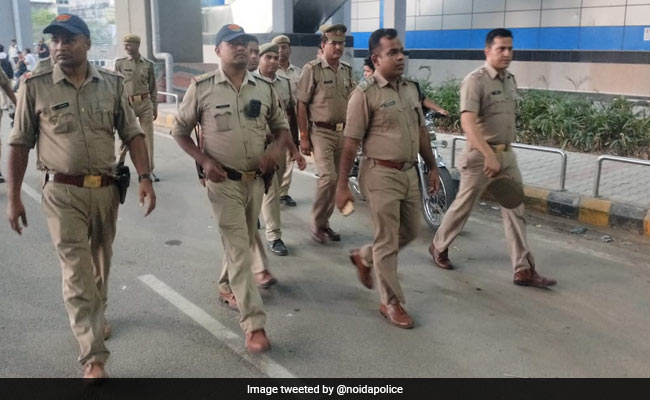 7li51288_noida-police-twitter-650_625x300_29_June_19.jpg