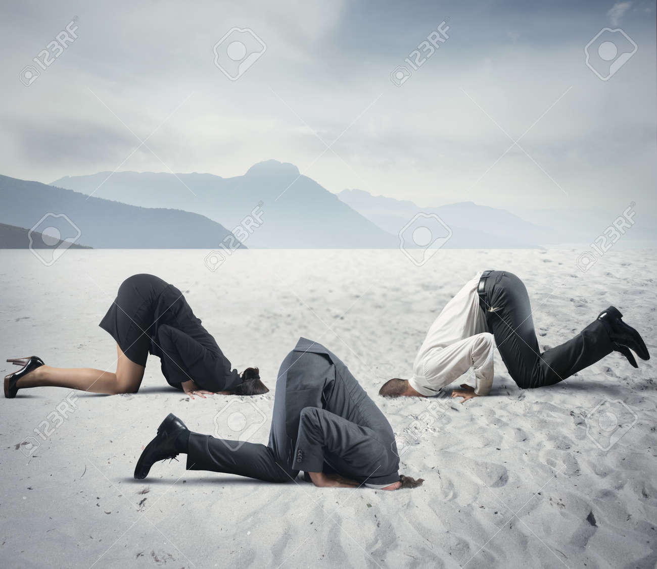 28919296-Concept-of-fear-with-businessman-like-an-ostrich-Stock-Photo-sand-business-head.jpg