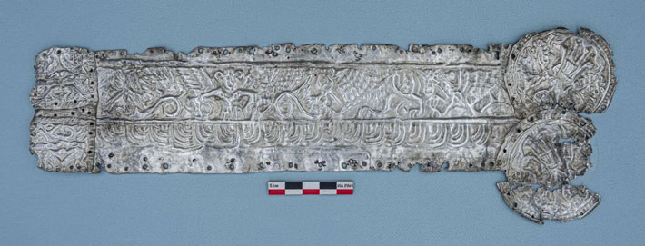 www.archaeology.org