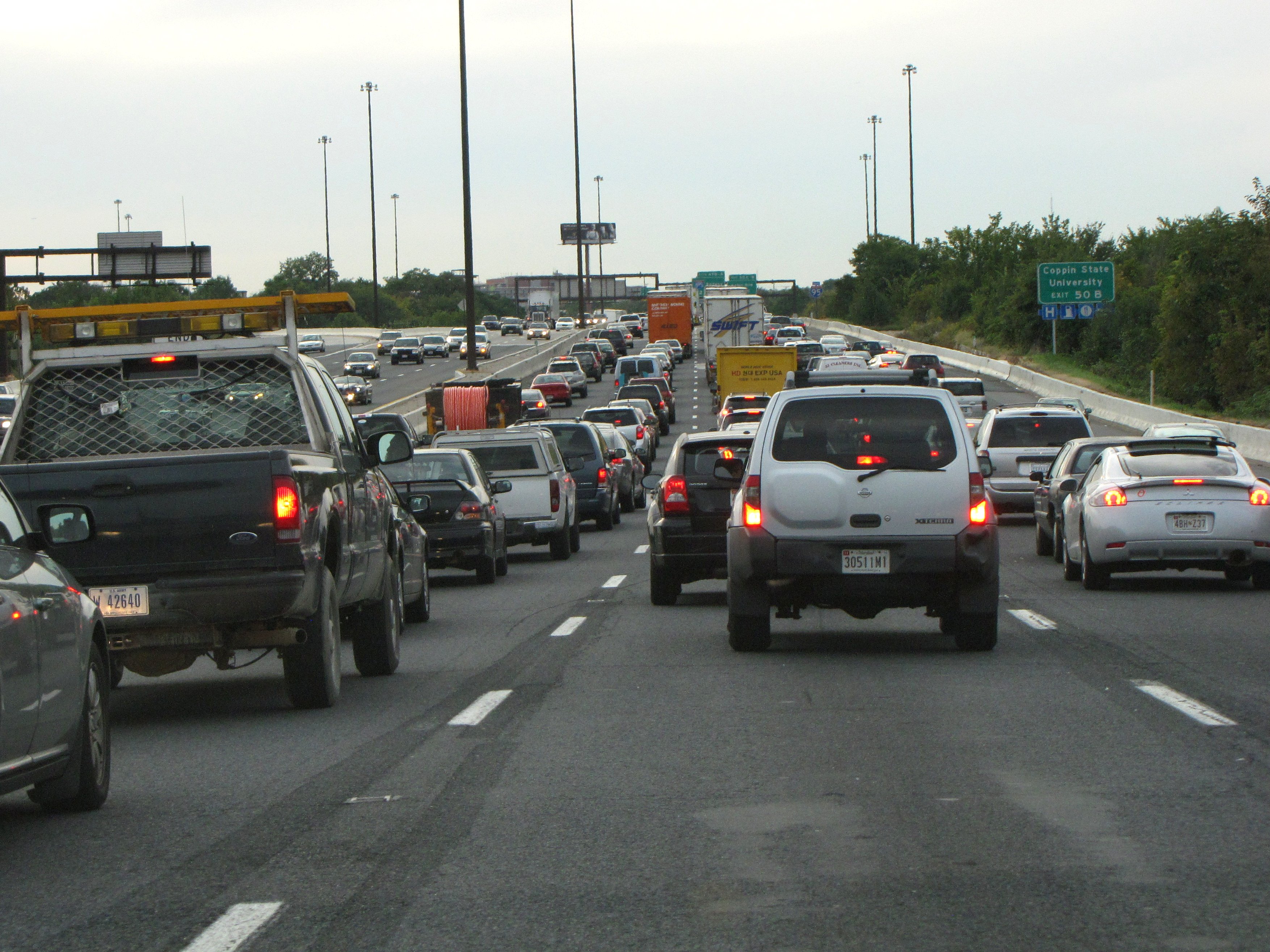 I-95_congestion,_Baltimore,_Maryland.jpg