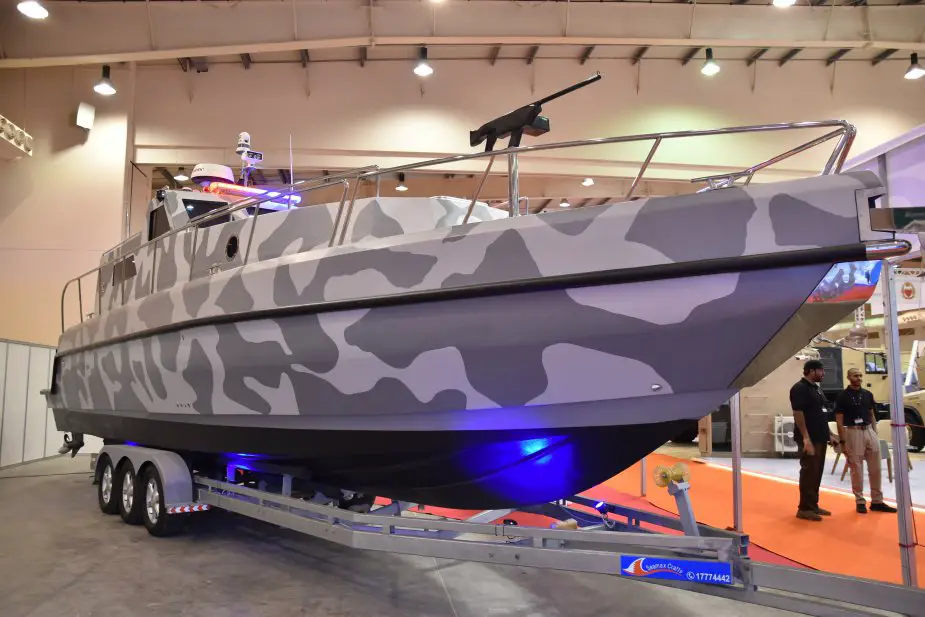 BIDEC_2019_Seamax_Craft_presents_the_Seamax_420M_bulletproof_boat_925_001.jpg