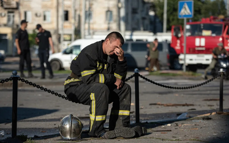 A rescuer takes a break in Vinnytsia - Alexey Furman/Getty Images
