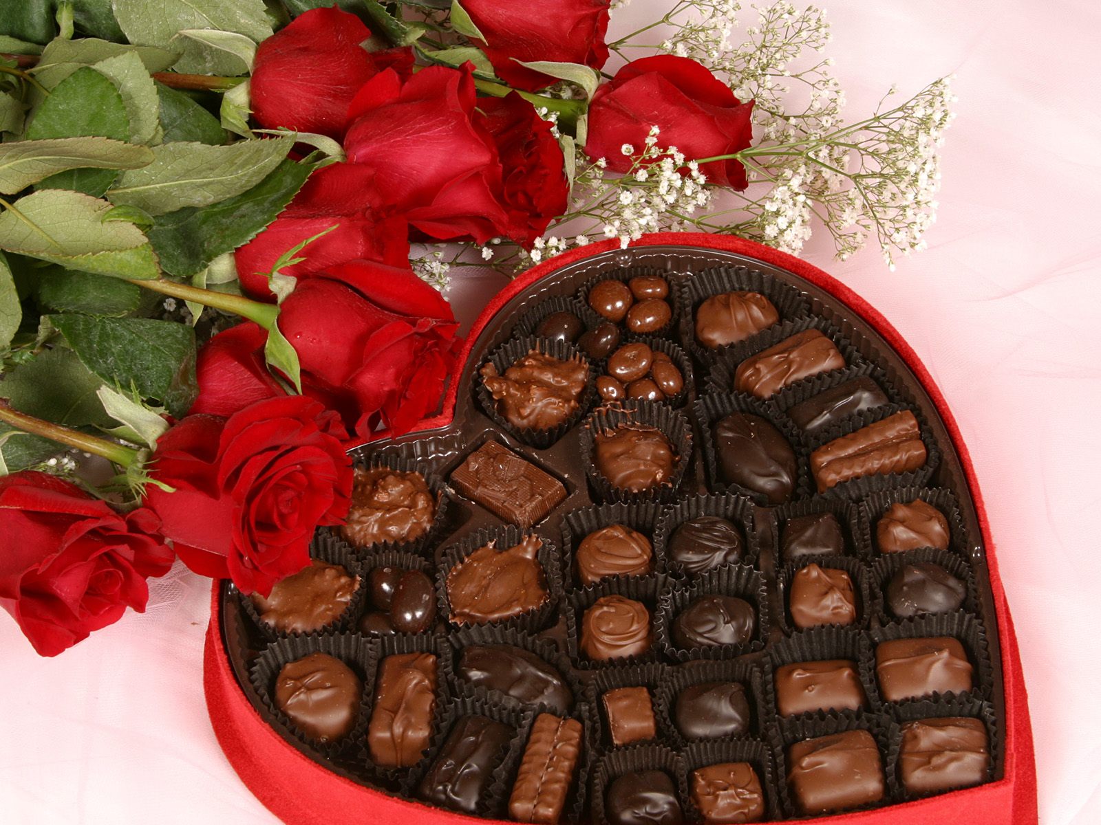 heart-shaped-box-of-chocolates.jpg