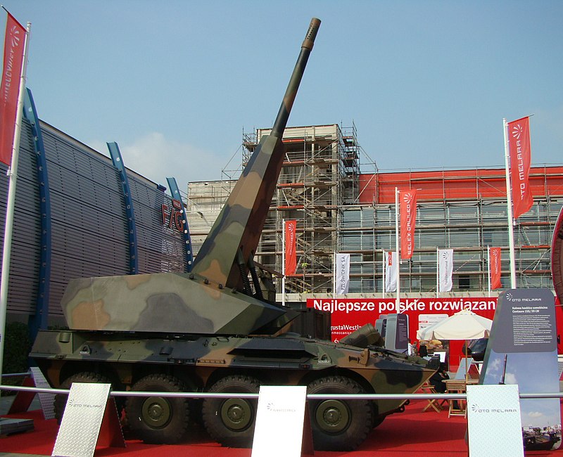 800px-Centauro155-39LW_MSPO2012.jpg