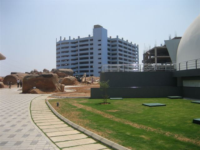 infosys06.jpg