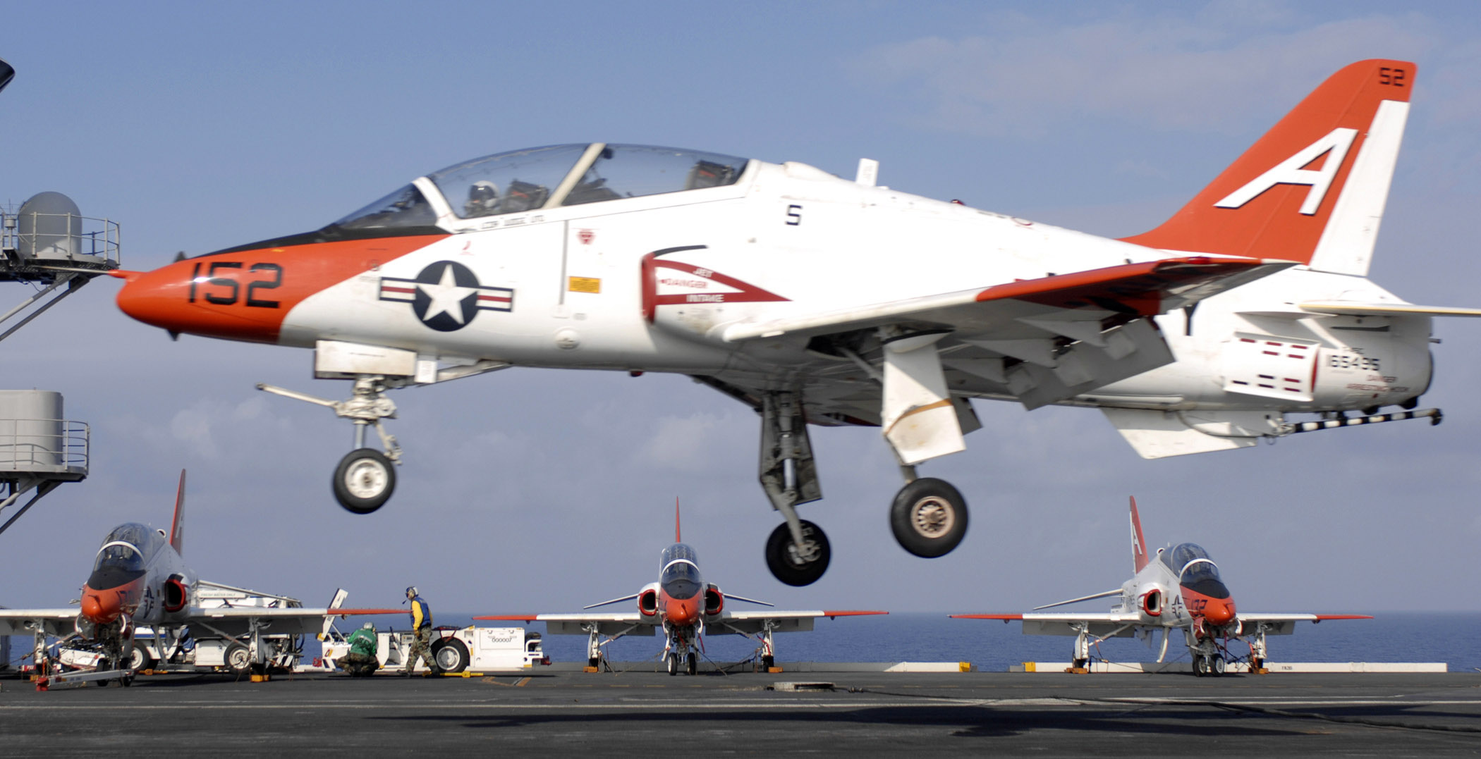 T-45_Goshawk_Side-View.jpg