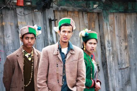 traditional-dress-of-kinnaur.jpg