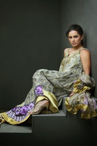 lakhani_summer_collection_2011_6.jpg