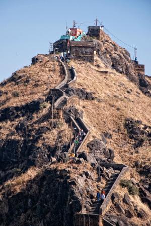 girnar-temples.jpg