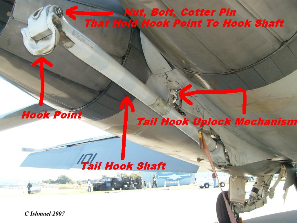 F-18F_tailhook3SIG.jpg
