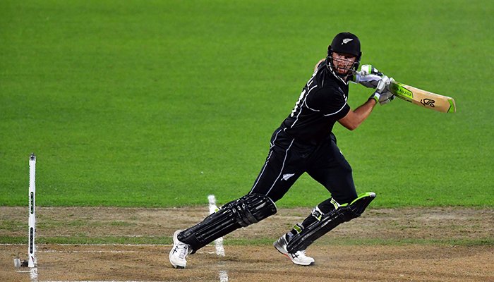 New Zealand´s Martin Guptill plays a shot during the first one-day international (ODI) cricket match between New Zealand and Bangladesh in Napier on February 13, 2019. Photo: AFP