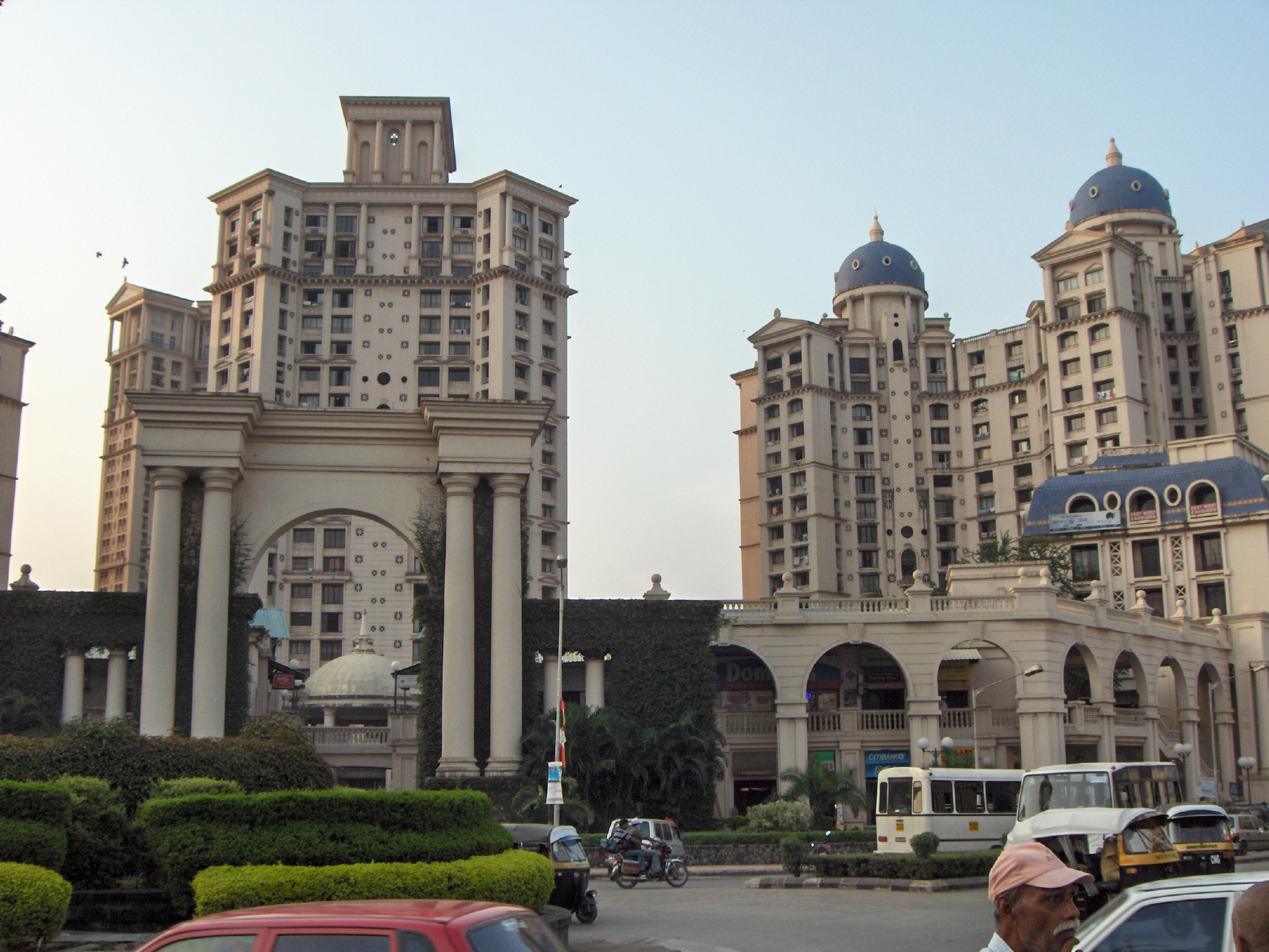 Hiranandani-2.jpg