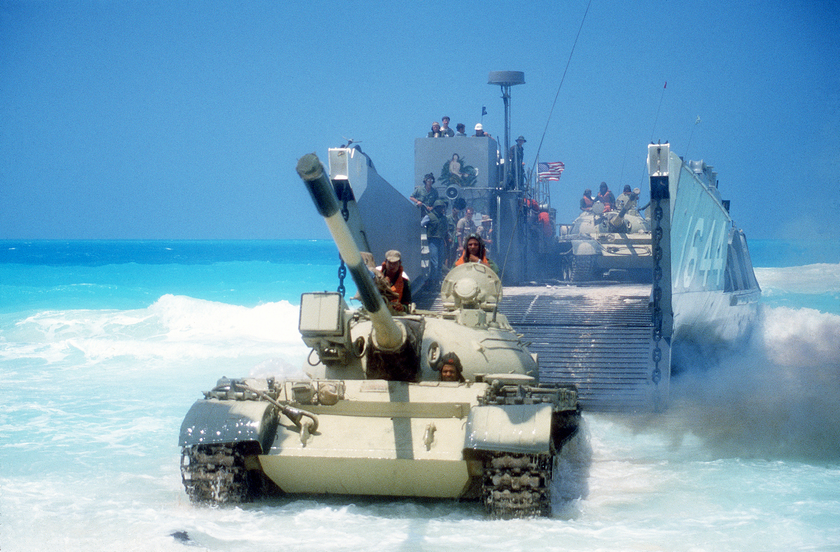 Egyptian_T-55_tank_disembarking_LCU-1644_during_Exercise_Bright_Star_1985_DF-ST-86-08080.jpg